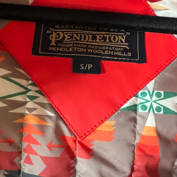 Small Pendleton rain coat quilted inside *sample - Picture 3 of 7